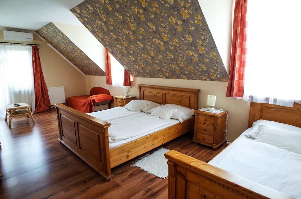 Gerendás Vendégház Egerszalók Zimmer foto
